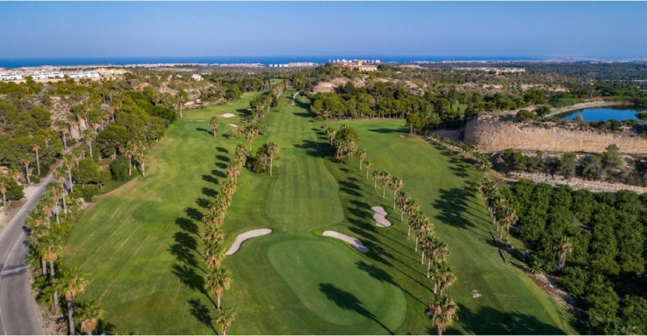 Villamartin Apartment. Excellent Location For Golfers, Cyclists And Hikers المظهر الخارجي الصورة