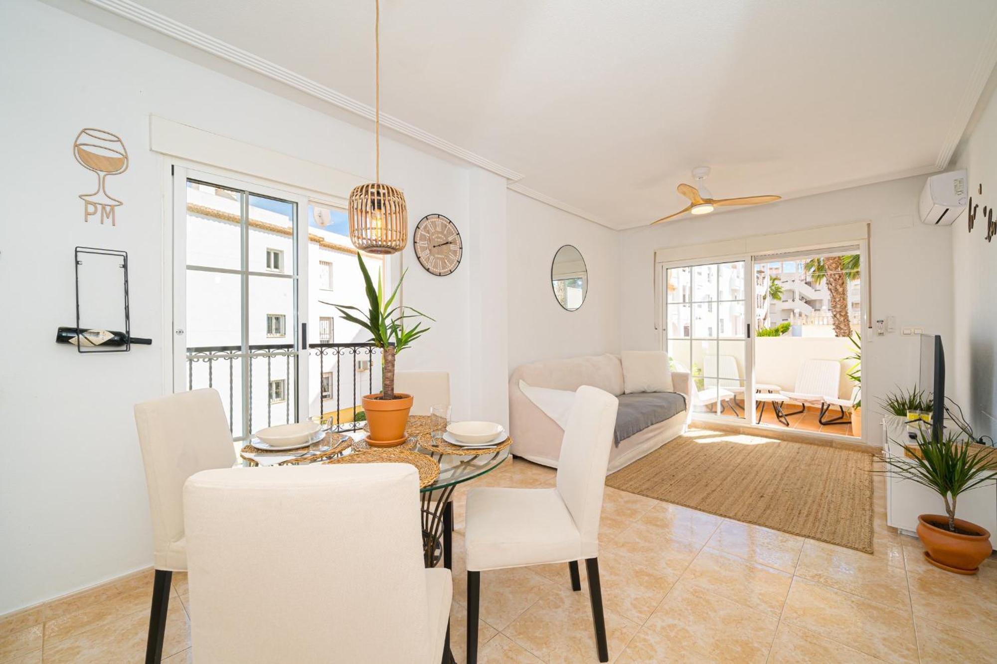 Villamartin Apartment. Excellent Location For Golfers, Cyclists And Hikers المظهر الخارجي الصورة
